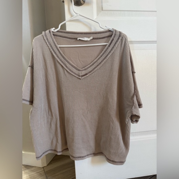 Lush Tops - LUSH Ribbed V Neck Tee